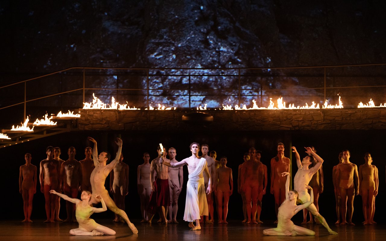 Prometheus - Polish National Ballet / Theatre decorations and opera set ...