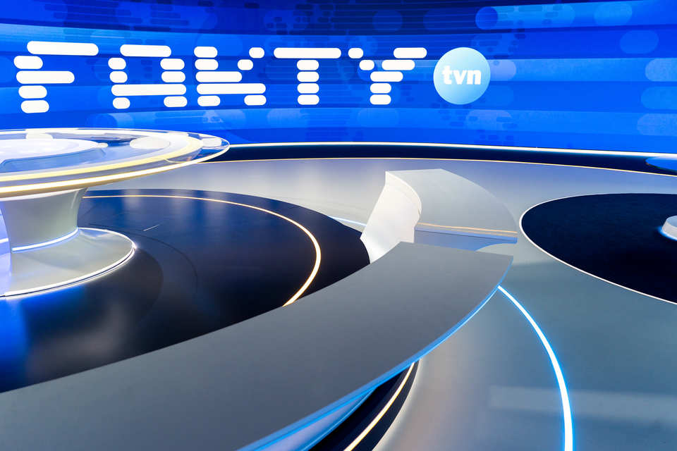 TV STUDIO TVN24/FAKTY - Warsaw / Poland 2025 (10)
