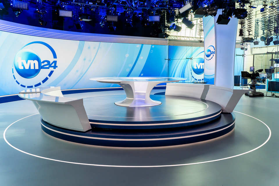 TV STUDIO TVN24/FAKTY - Warsaw / Poland 2025 (11)