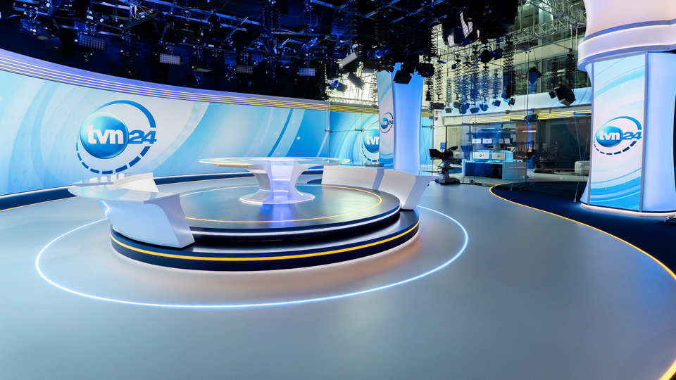 TV STUDIO TVN24/FAKTY - Warsaw / Poland 2025 (22)