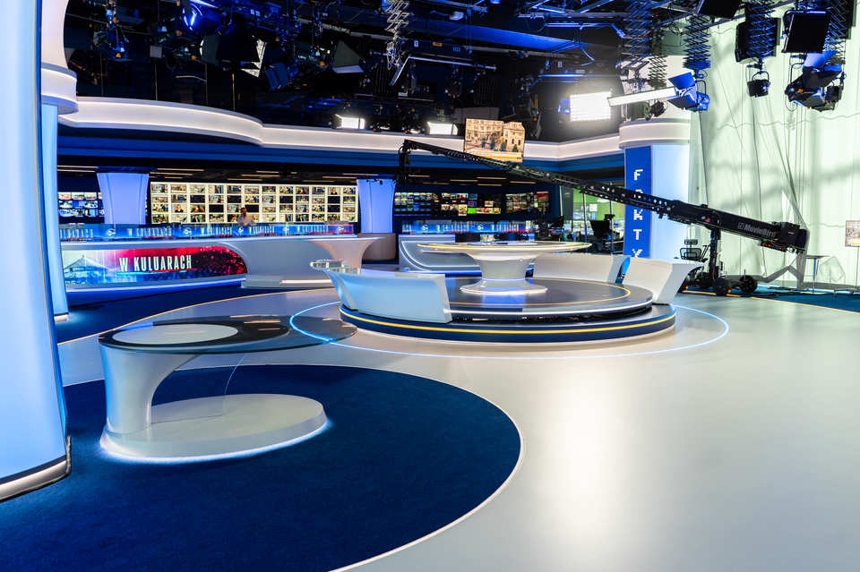 TV STUDIO TVN24/FAKTY - Warsaw / Poland 2025 (9)
