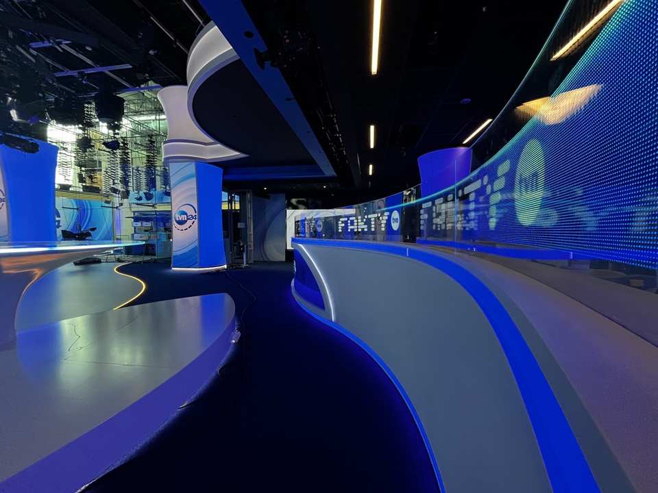 TV STUDIO TVN24/FAKTY - Warsaw / Poland 2025 (25)