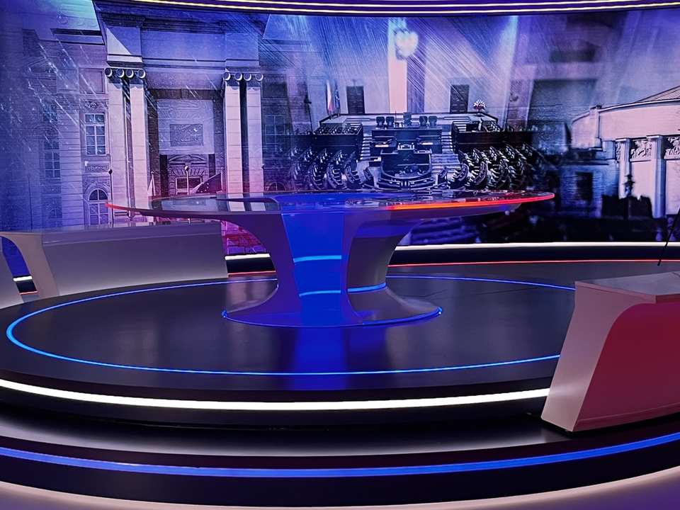 TV STUDIO TVN24/FAKTY - Warsaw / Poland 2025 (27)
